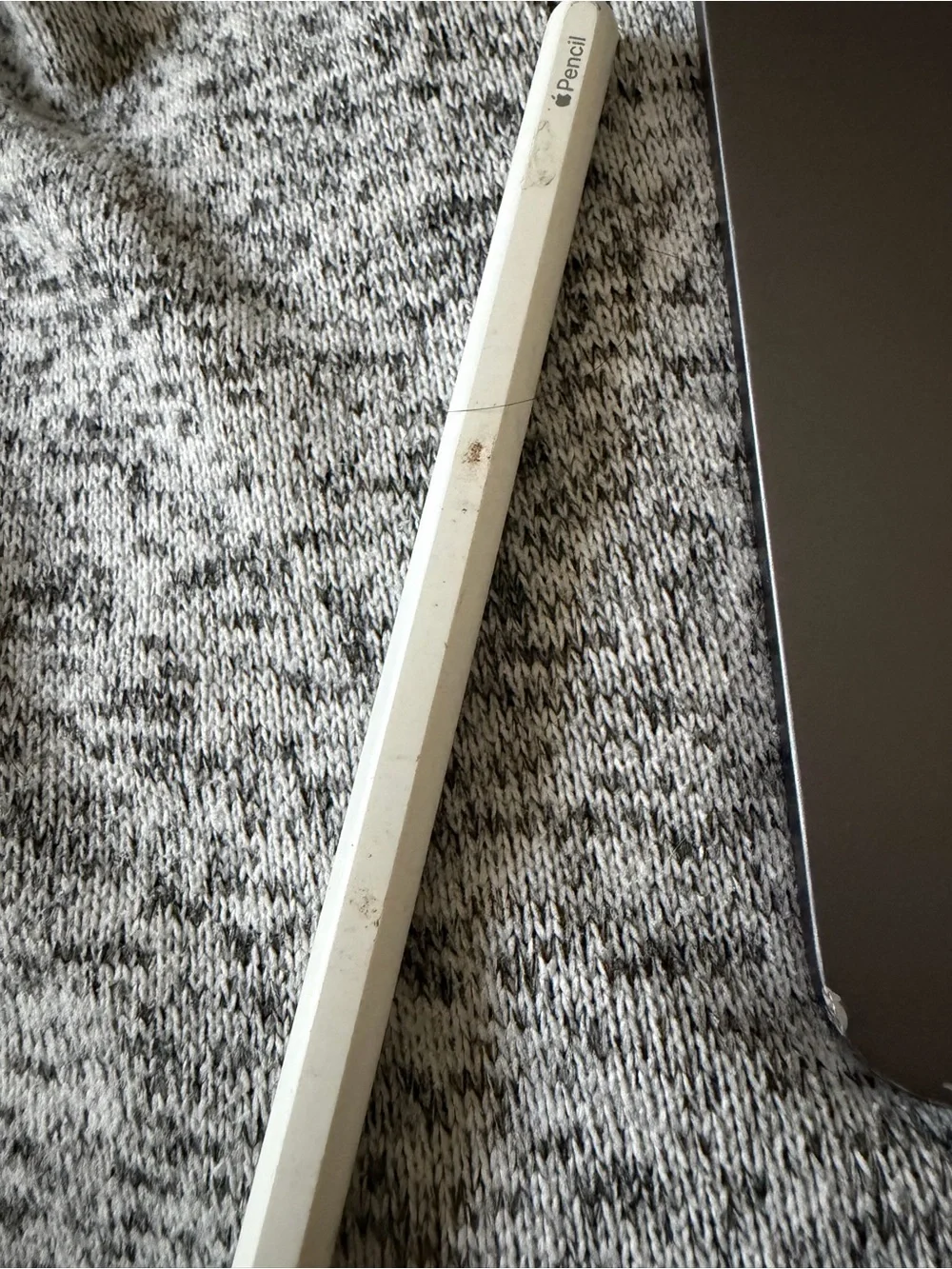 Apple iPad Air Space Gray 4th Gen with White Apple Pencil